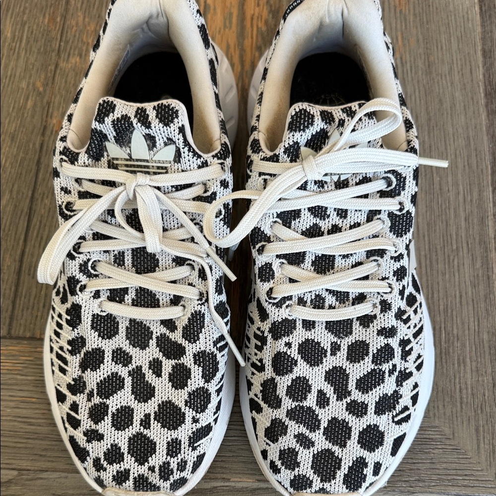 Adidas Women’s Leopard Print Sneakers - Black and White, Size 8, Good Condition